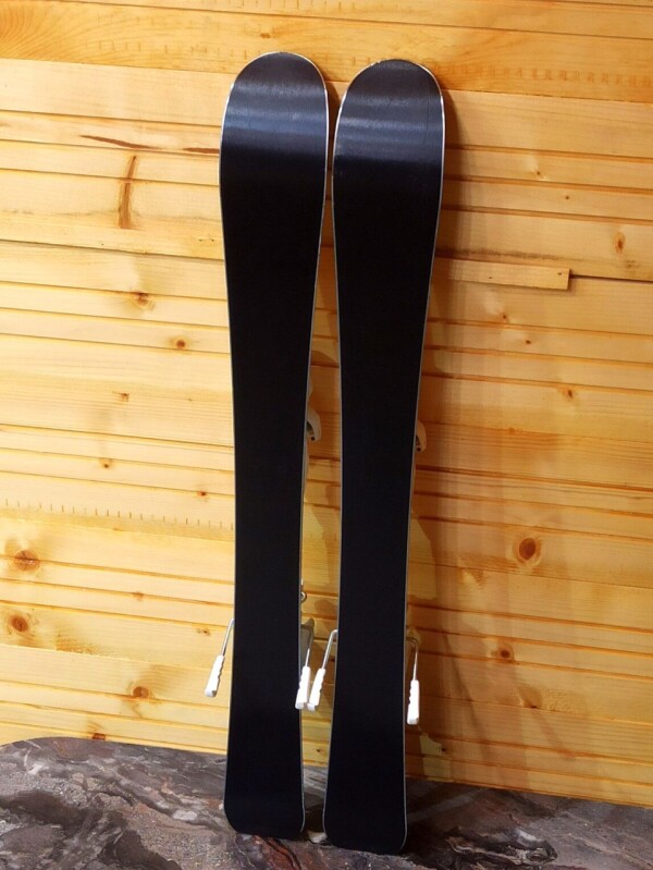 LYŽE KASTLE KX66 80CM